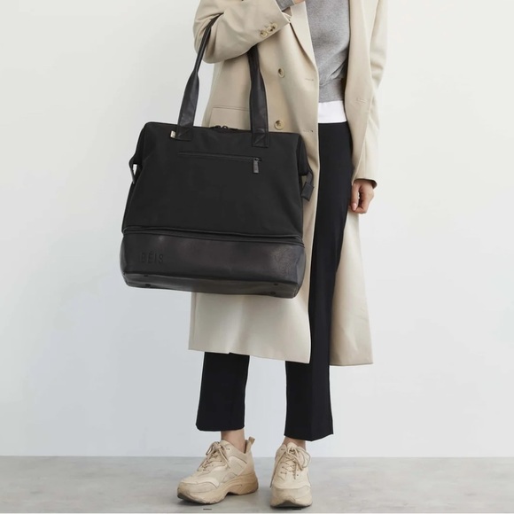 Black Beis Weekender + Dopp Kit - Picture 4 of 15